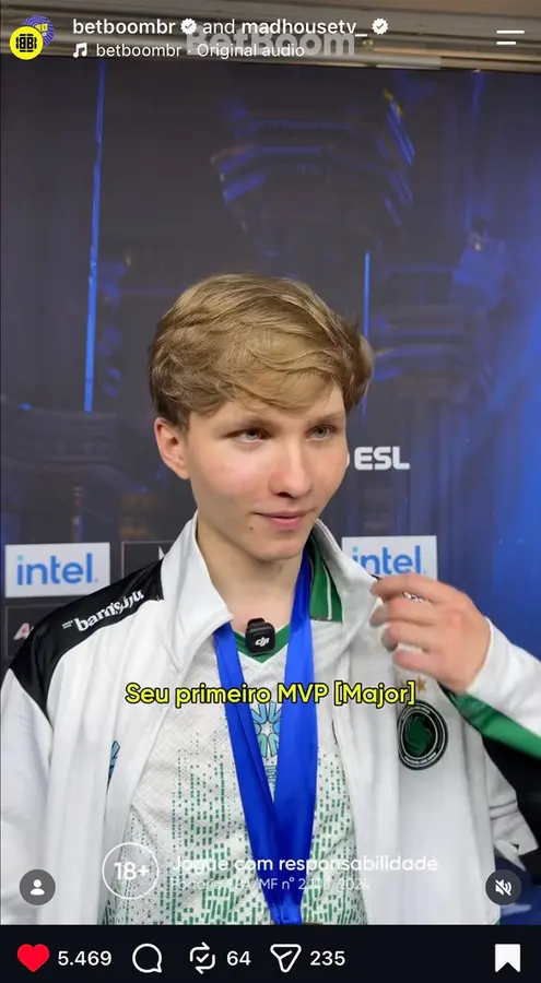 Reel: interview with m0NESY
